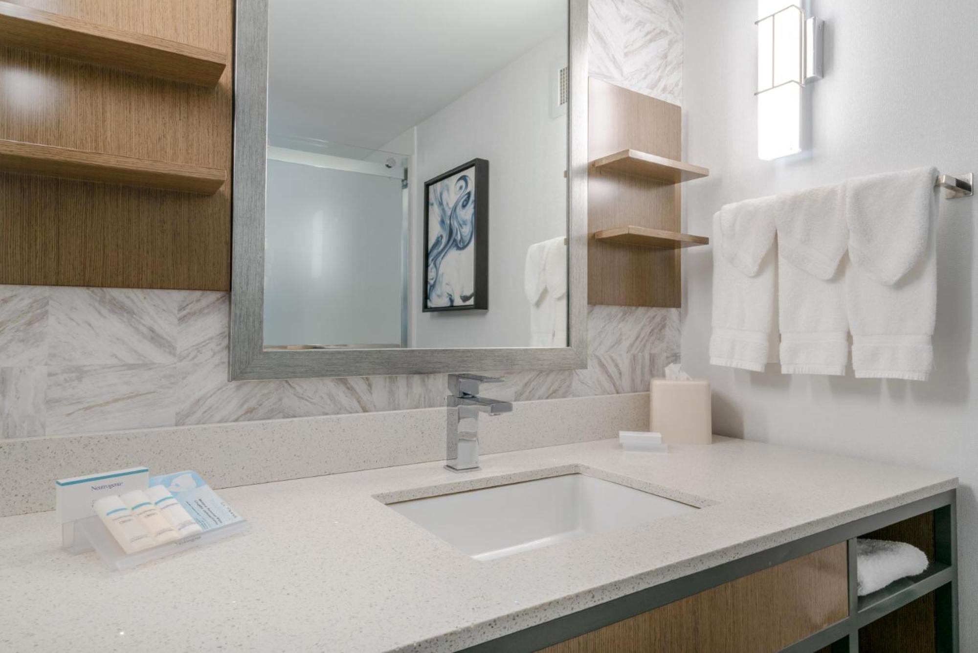 Hilton Garden Inn Pittsburgh/Southpointe Canonsburg Екстериор снимка