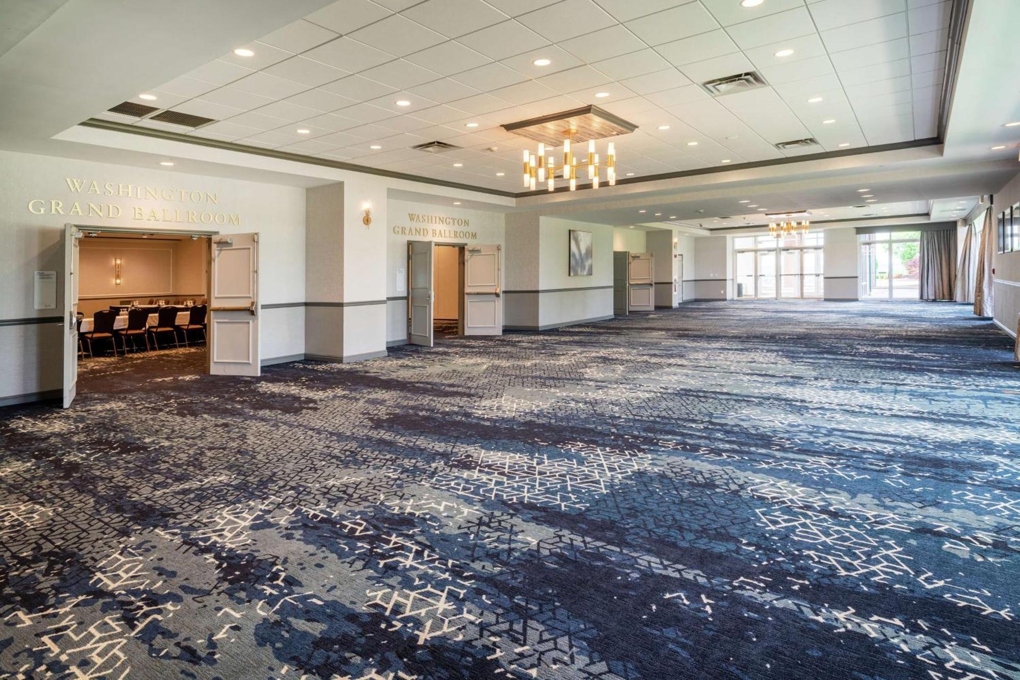 Hilton Garden Inn Pittsburgh/Southpointe Canonsburg Екстериор снимка